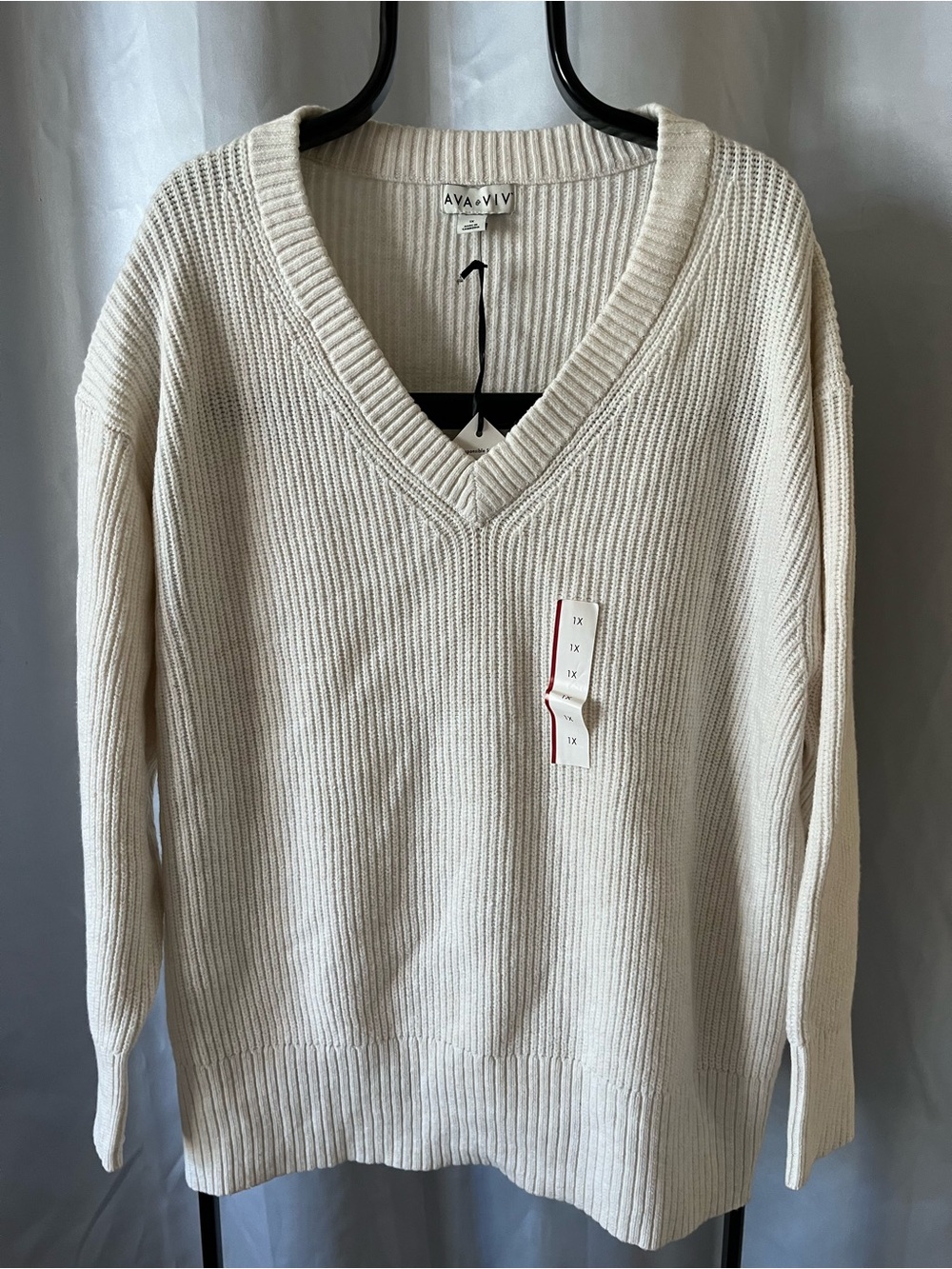 Ava & Viv Women's Long Sleeve V-Neck Pullover Sweater